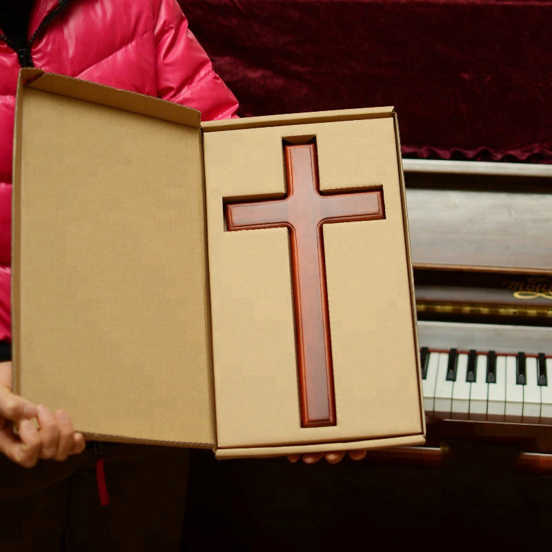 Cruz de madera casa decoración interior Iglesia Cruz decoración fuente fabricante