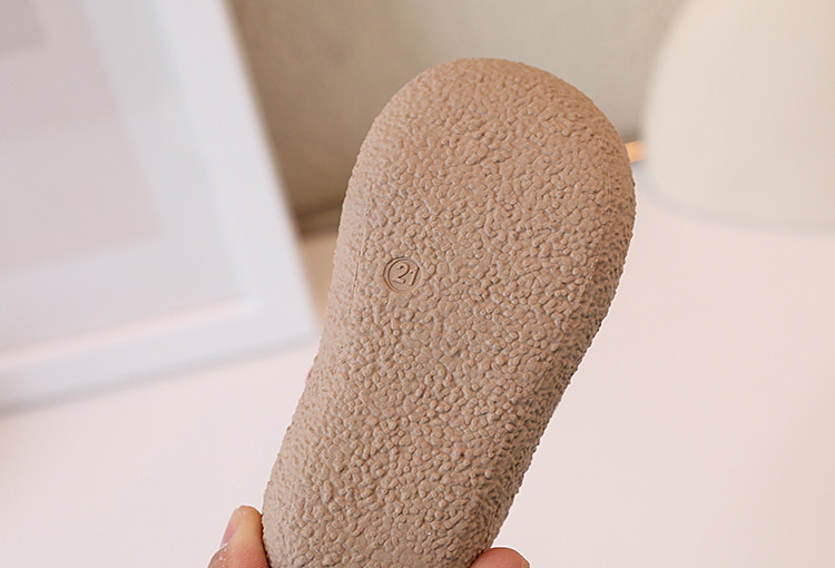 Koreanische Version von Kinder Canvas 2023 Frühling und Herbst Neue Jungen Casual Little Bear Girls Cartoon Weiche Sohlen Baby_voghion.com