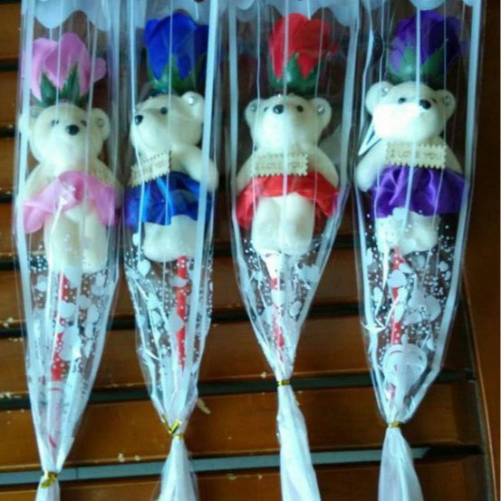 Regalo de flor de jabón y oso para el Día de la Madre y bodas.