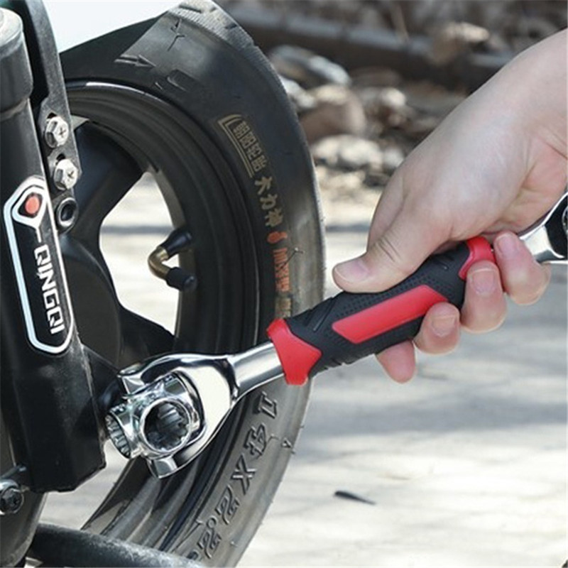 多用扳子五金工具套筒扳手多功能万向旋转多头活动防滑高碳钢材质