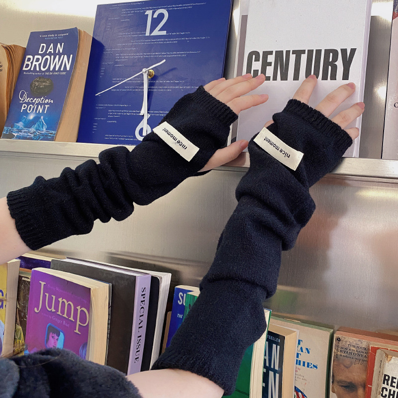 Mujeres de otoño y invierno guantes de medio dedo coreano de color sólido para espesar y calentamiento de los estudiantes de lana de punto manga de dedo