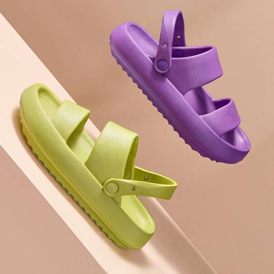 Thick-Soled Couple's Sandals with Heel Straps, One Shoe, Two Wear, Home and Outdoor Wear, Internet Celebrity Soft-Soled Non-Slip Sandals That Feel Like Stepping on Shit