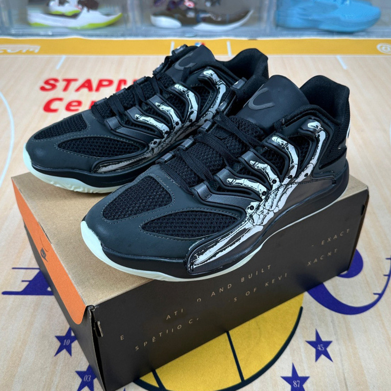 Original KD18 basketball shoes for practical use, Durant non-slip wear-resistant training shoes, fashionable casual sports shoes for men and women Original KD18 basketball shoes for practical use, Durant non-slip wear-resistant training shoes, fashionable casual sports shoes for men and women