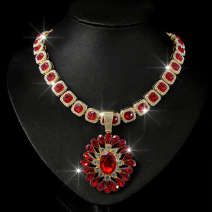 �W����ɫ��ʯˮ�κϽ���� Ůʿ�A�����Ś��|����� �r�еĶY��
