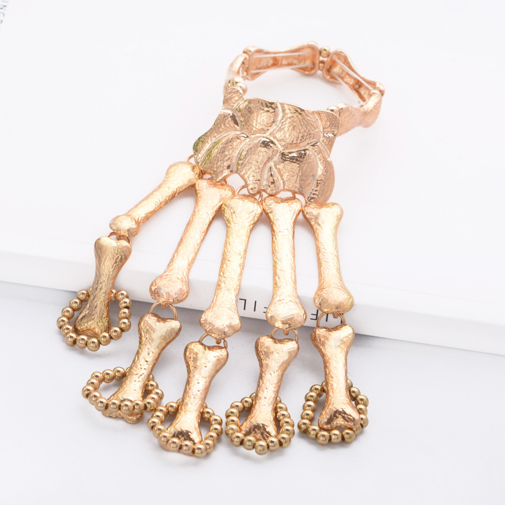 Halloween Exaggerated Metal Skull Ghost Claw Linking Finger Bracelet Wholesale Jewelry Nihaojewelry display picture 10