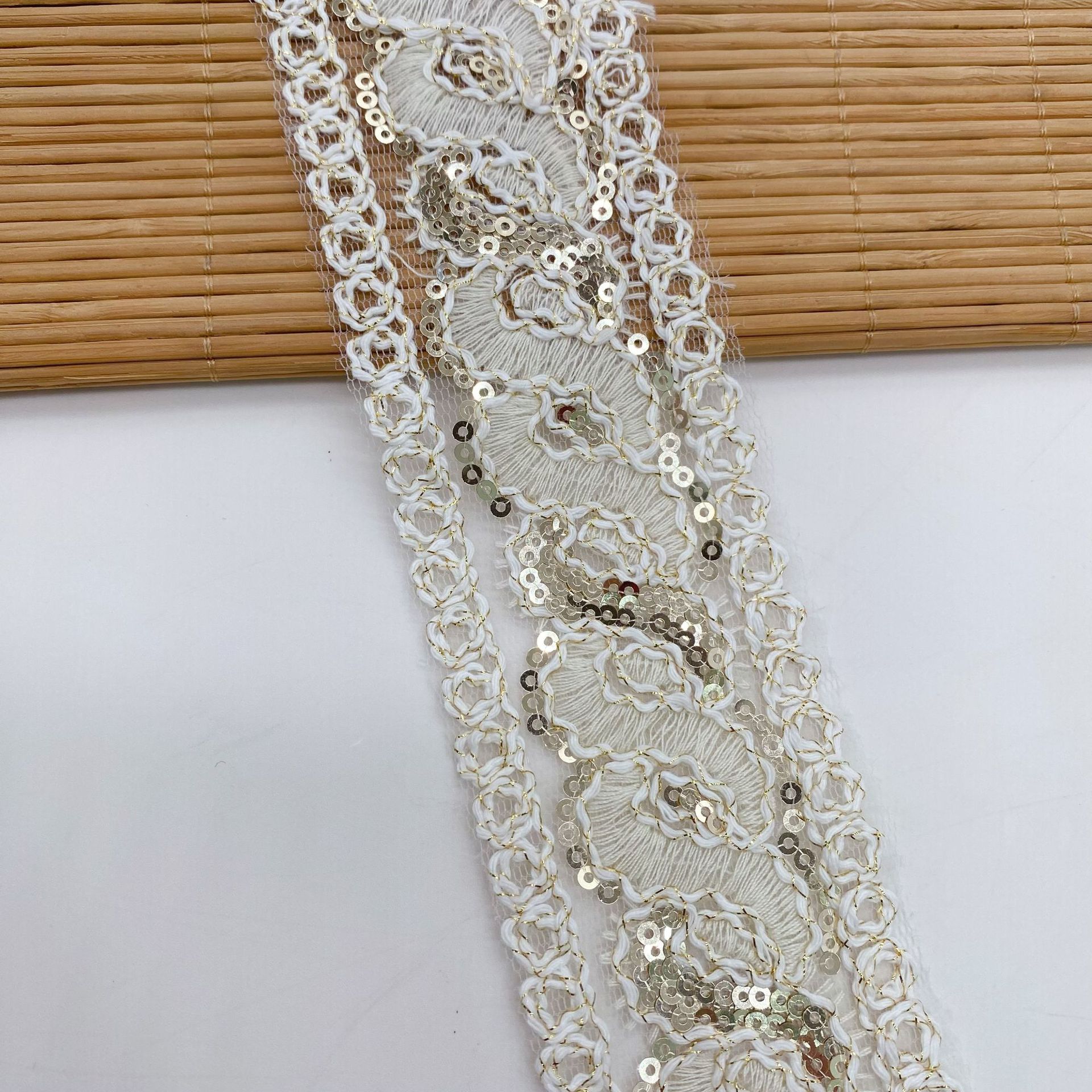 Accesorios de encaje de estilo étnico, accesorios retro de estilo antiguo Hanfu, lentejuelas de seda dorada y plateada de todo fósforo 204 nuevas ventas directas de fábrica