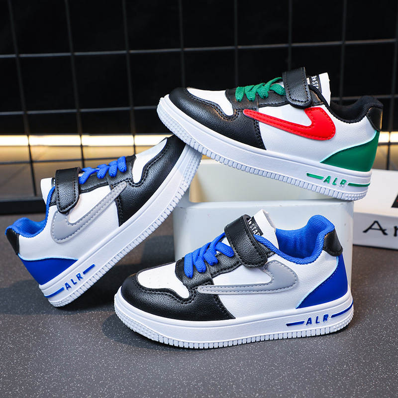 Niños 2025 primavera y otoño nuevos zapatos de skate para niños grandes zapatos deportivos para niños primavera niñas zapatos de skate transpirables comercio exterior