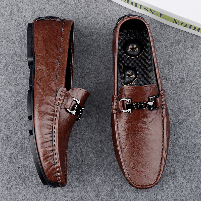 Zapatos de hombre de cuero real 2025 nuevos zapatos de negocios británicos transpirables con suela suave zapatos casuales perezosos con un pie zapatos para hombre