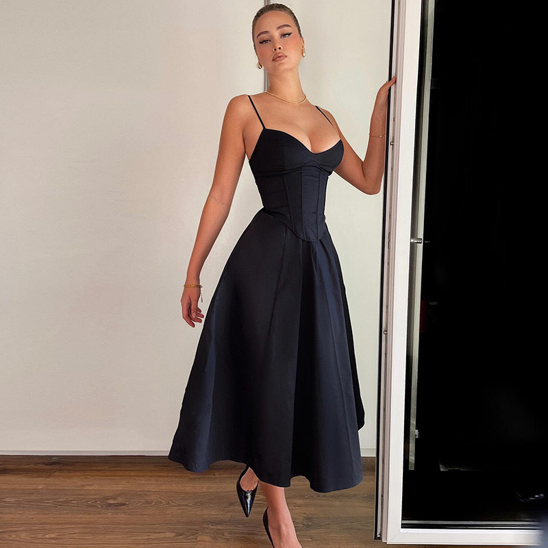 Transfronterizo de mujer francesa 2024 verano nuevo sexy V-collar vestido negro de espalda descubierta vestido sexy mujer image 3