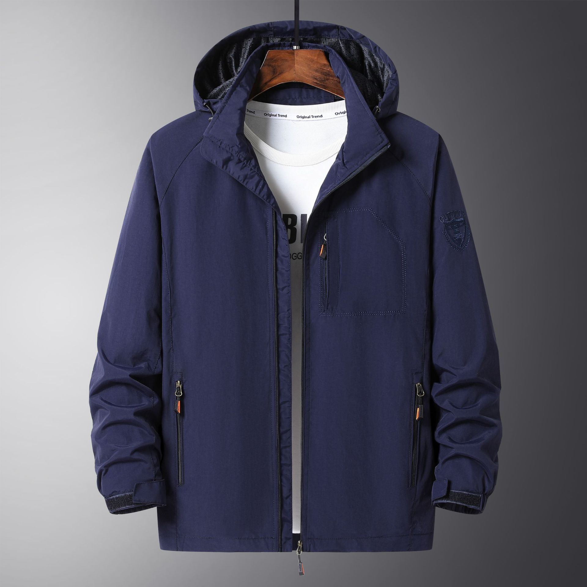 Chaqueta con capuz para hombres primavera y otoño chaqueta 2023 nuevo chaqueta de asalto delgada de tamaño grande para hombres de bolsillo chaqueta casual para hombres