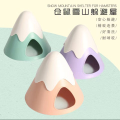 Hamster hideout landscape golden hamster hideout snow mountain hideout small castle mouse hideout bear-like dwarf toy hideout