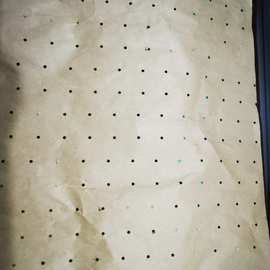 纸厂批发透气服装用打孔牛皮纸 电脑裁床打孔纸 复卷 打孔牛皮纸