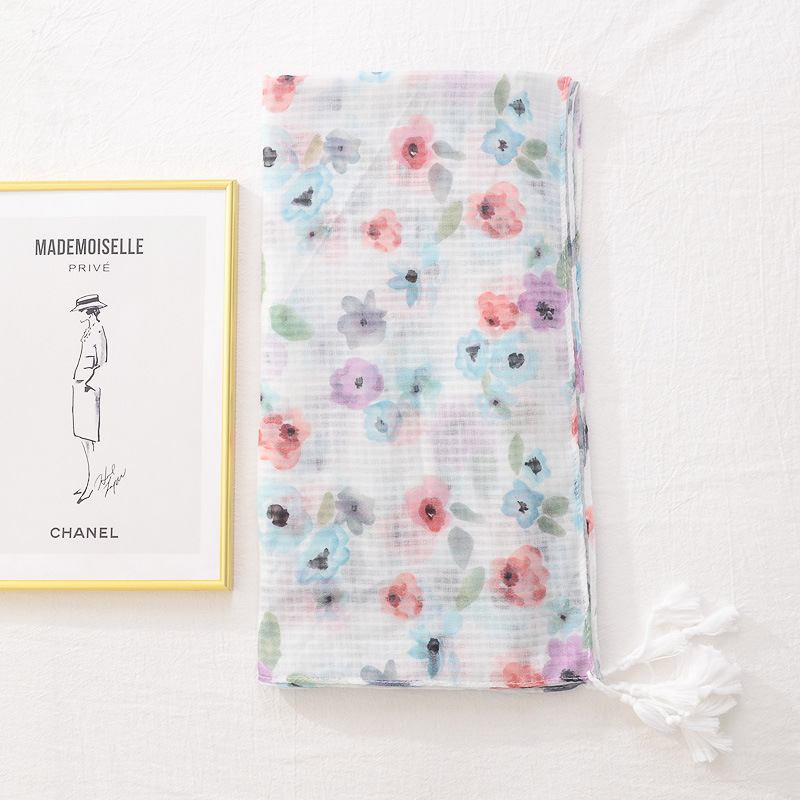 Japonés y coreano dulce estilo artístico flor colorida algodón y lino sensación bufanda borla bufanda viaje protector solar chal bufanda para las mujeres