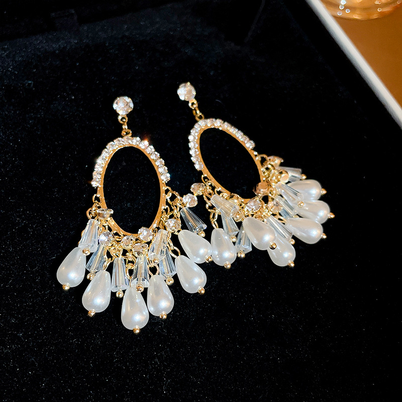 Elegant Vintage Style Oval Alloy Tassel Pearl Inlay Rhinestones Women's Drop Earrings display picture 4