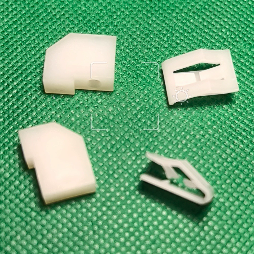 Бесплатный образец пряжки автомобиля нейлона расширения автомобиля тянуть шпильки заклепки дверной панели