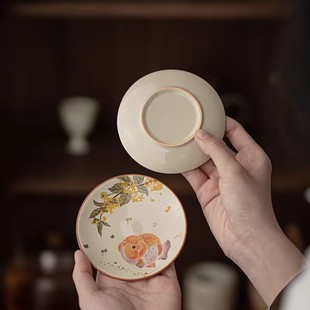 Ceramic Tea Cup Mat with Ash-Colored Large-Headed Goldfish Design, Creative Small Plate, Chinese-Style Kung Fu Tea Set Coaster