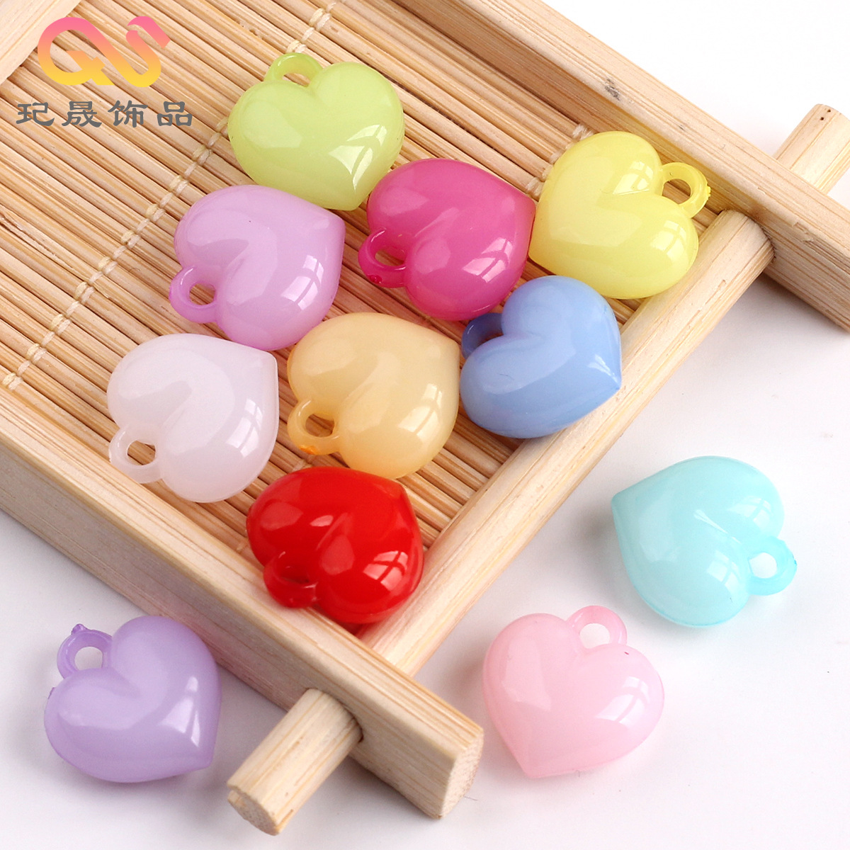 彩色果冻浓吊孔爱心吊坠DIY手串手机链挂圈桃心饰品配件心形材料