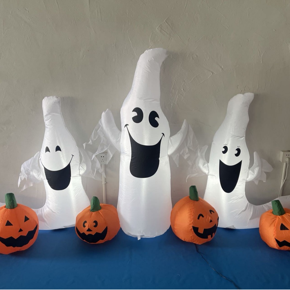 2.3 Arroz Halloween infláble fantasma cinta calabaza pieza decoración festiva al aire libre decoración de campo de luz LED césped