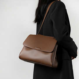 真皮包包女士2025新款高级感小众托特包大容量斜挎包女通勤手提包