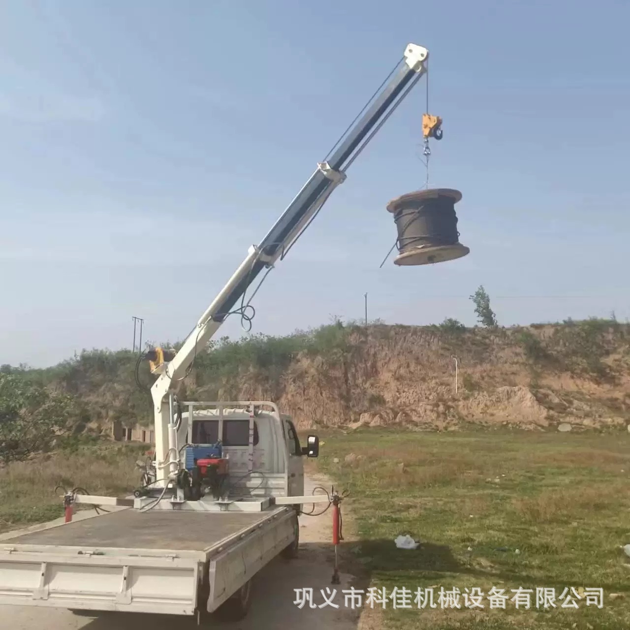 1吨2吨车载折臂吊液压伸缩折叠臂起重机船用折臂式吊机渔船专用