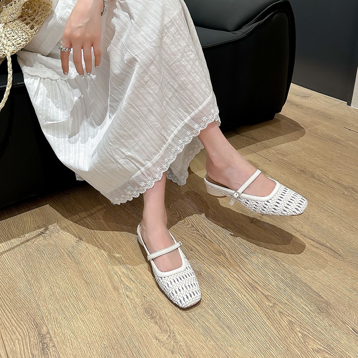 Sandalias Mules de Tacón Ancho de Microfibra Punta Cuadrada Tejida Calada para Uso Diario y Exterior