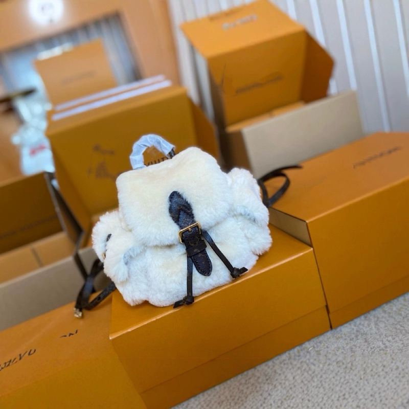 2024 Autumn and Winter New Retro Easiest for Match Stuffed Backpack Furry Backpack Large Capacity Women's Bag Japanese and Korean Trend 11919 2024 Autumn and Winter New Retro Easiest for Match Stuffed Backpack Furry Backpack Large Capacity Women's Bag Japanese and Korean Trend 11919