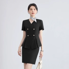 职业女裙套装;小西装;半身裙
