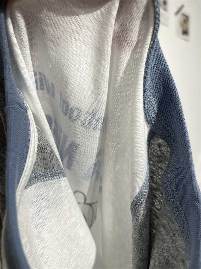 怠け者1点セット! 柔らかい雪の綿の漫画の衝突色の肩の袖の長袖のtシャツの中で長いタイプの休暇の日焼け止めの服