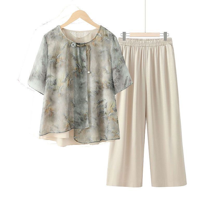 Mom's Summer Outfit 2026 New Set for Middle-Aged and Elderly Women, Fashionable Short-Sleeve Grandma's Stylish Clothing, Chiffon T-Shirt