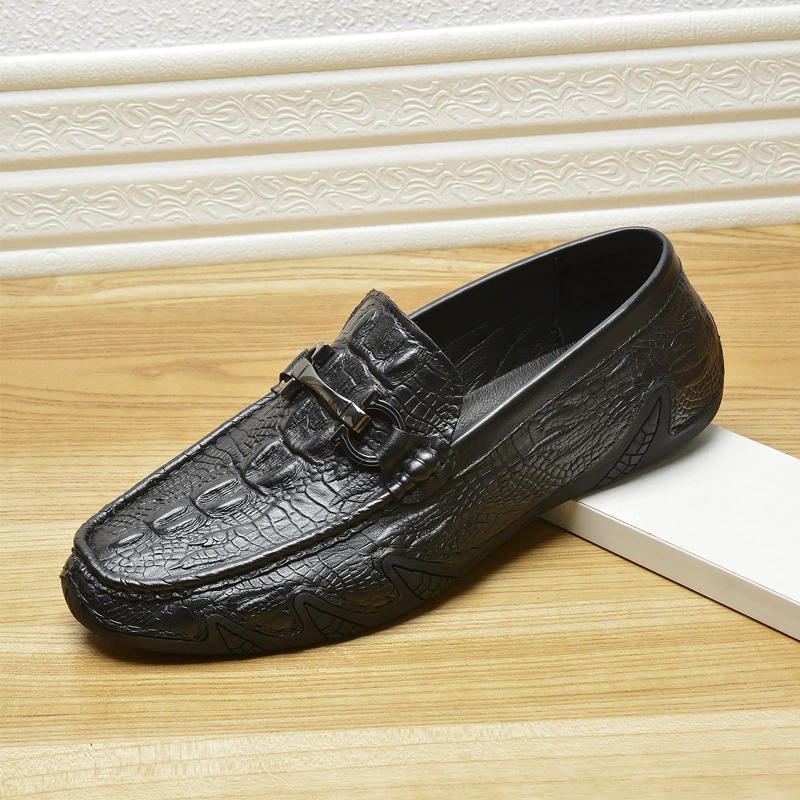 Фабрика новые кожаные ботинки из бобов