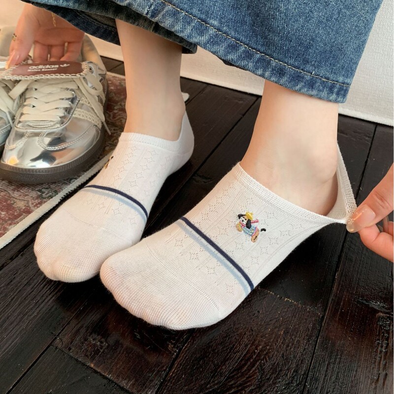 Cute Socks for Girls, Summer Thin Style, Japanese Cartoon Dog Design, Korean Style Summer Short Socks, Embroidered Invisible Socks Cute Socks for Girls, Summer Thin Style, Japanese Cartoon Dog Design, Korean Style Summer Short Socks, Embroidered Invisible Socks