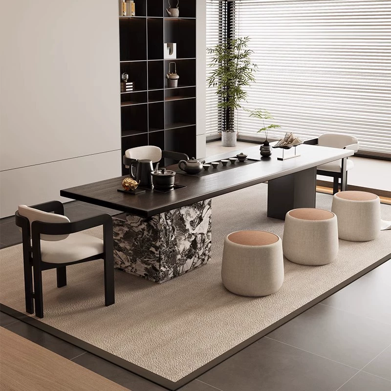 Стол из цельного дерева