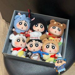 起爆アニメかわいいクレヨンしんちゃんストラップぬいぐるみ変装人形ストラップins風かばんキーホルダー