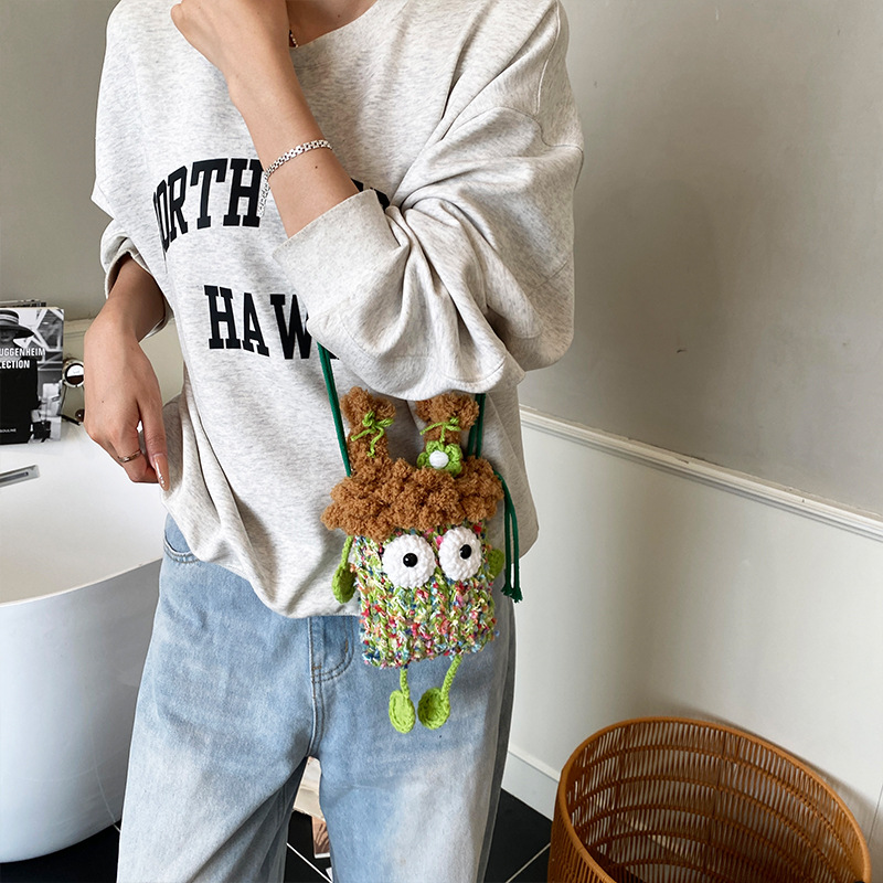 Cartoon cute little monstruos bolsas de niños extrañas bolsas de cambio de niños otoño y invierno ganchillo bolsas de hombro para bebés