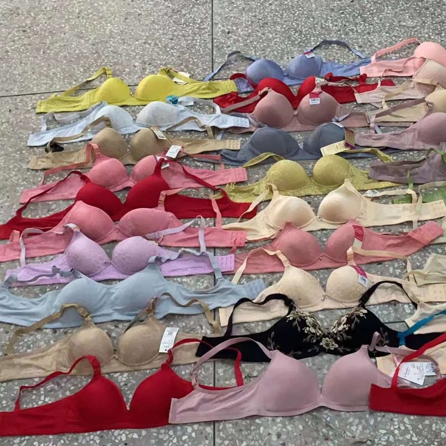 Mamá ropa interior sujetador de tres filas de hebilla delgada de mediana edad sin anillo de acero sujetador de algodón pecho pequeño reunido tamaño mixto sujetador al por mayor