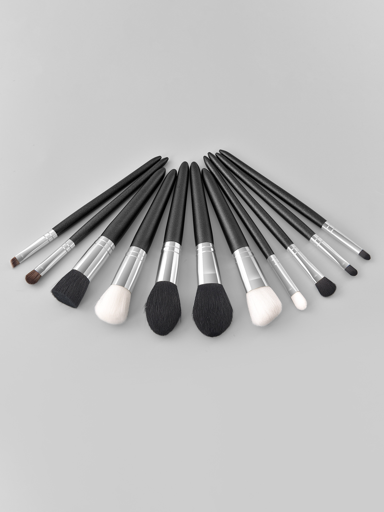 Set de 11 pensule de machiaj profesionale negre de înaltă calitate_voghion.com