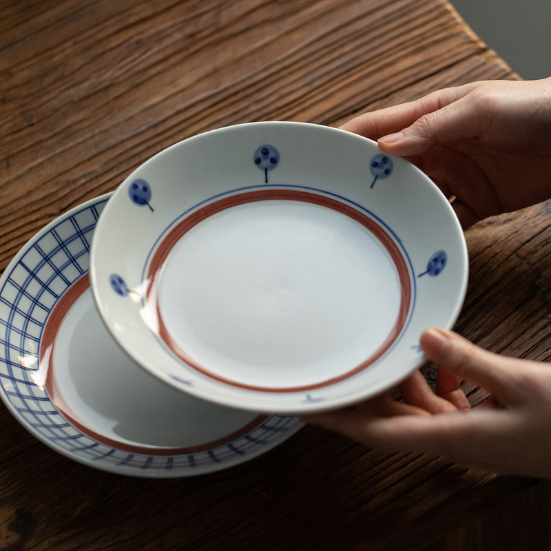 Japanese-style Chunshan blue and white tableware for home use, including rice bowls, coffee cups, 8inch deep plates, pasta plates, and underglaze colored soup bowls Japanese-style Chunshan blue and white tableware for home use, including rice bowls, coffee cups, 8inch deep plates, pasta plates, and underglaze colored soup bowls