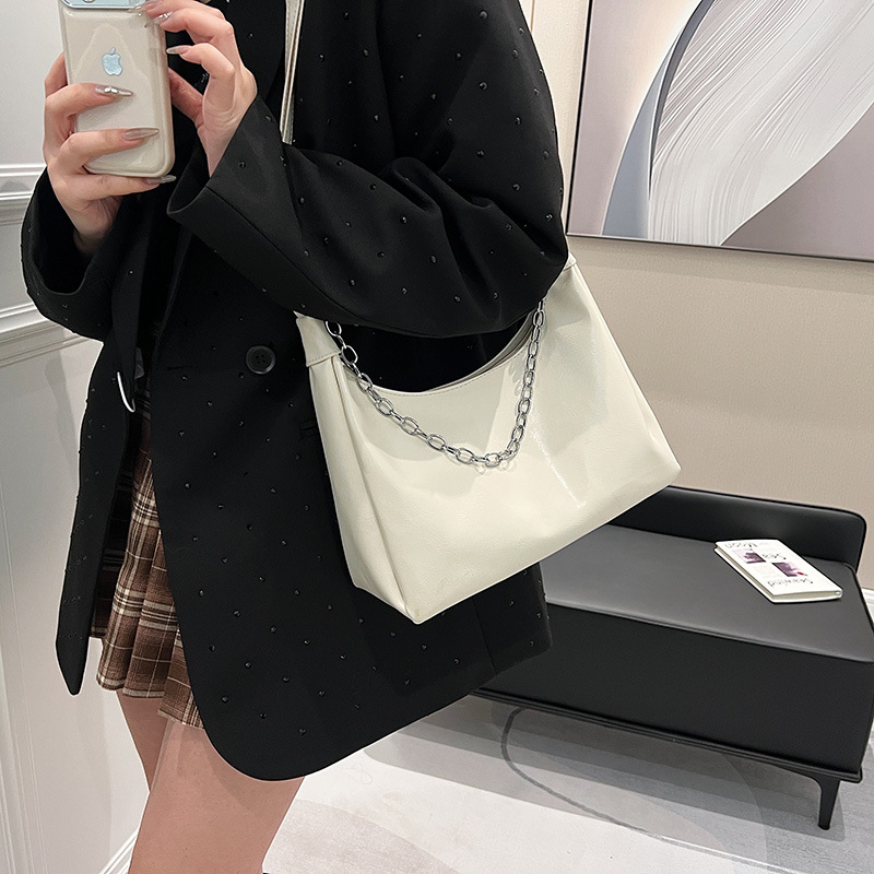 Trend capacious fashionable shoulder bag