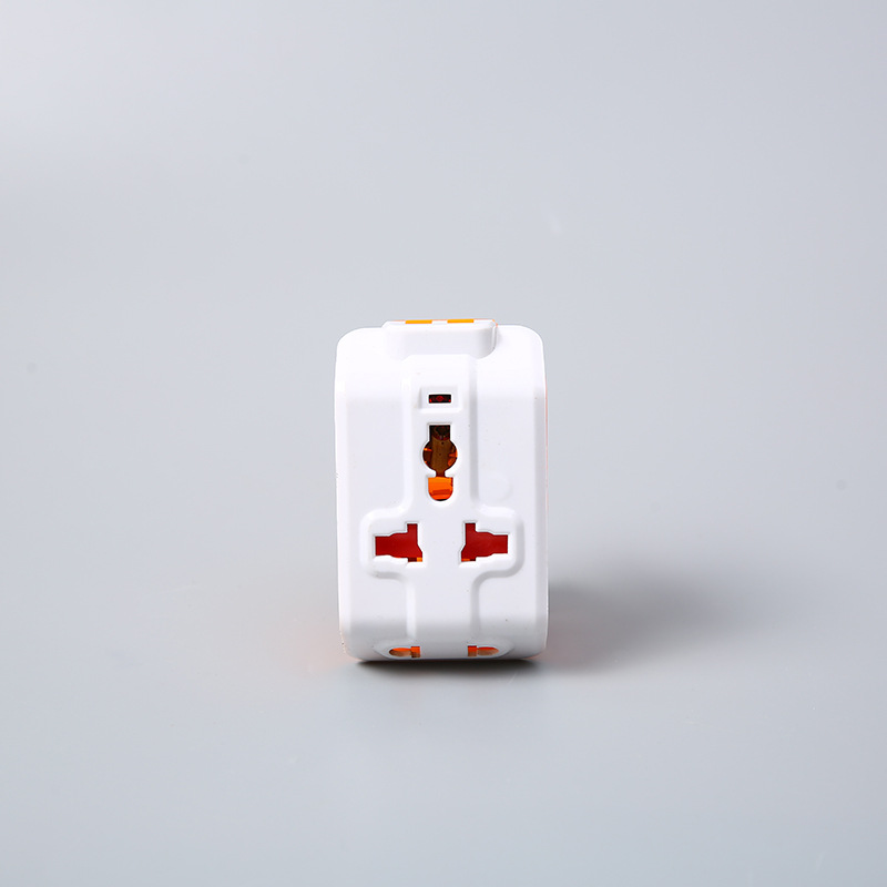 工厂批发英规双USB充电口旅游转插头有指示灯转换充电器快充便携