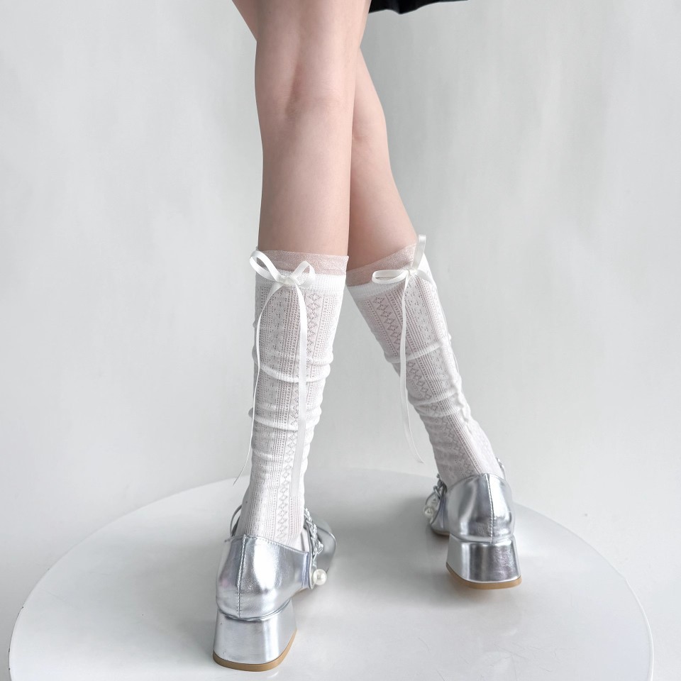 Korean-Style Hollow Breathable Mesh Stacked Calf Socks with Casual Versatile Design and Ribbon at the Heel, Trendy Mid-Calf Socks