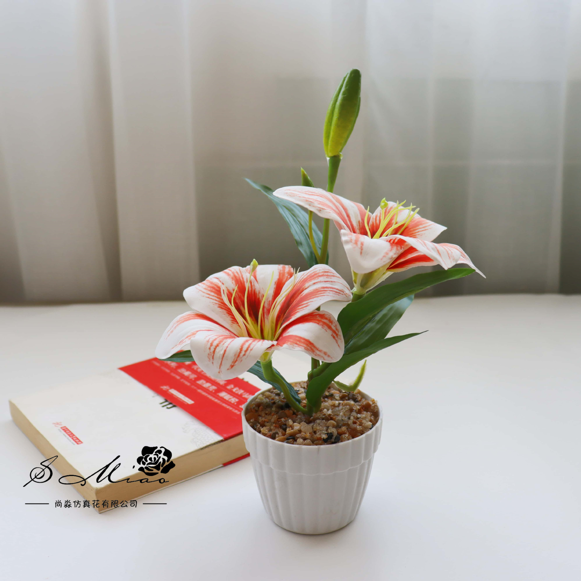 Flores falsas de tres cabezas sensación de lirio pequeño bonsai simulación flor de moda decoración creativa plantación verde artificial simulación maceta image 16