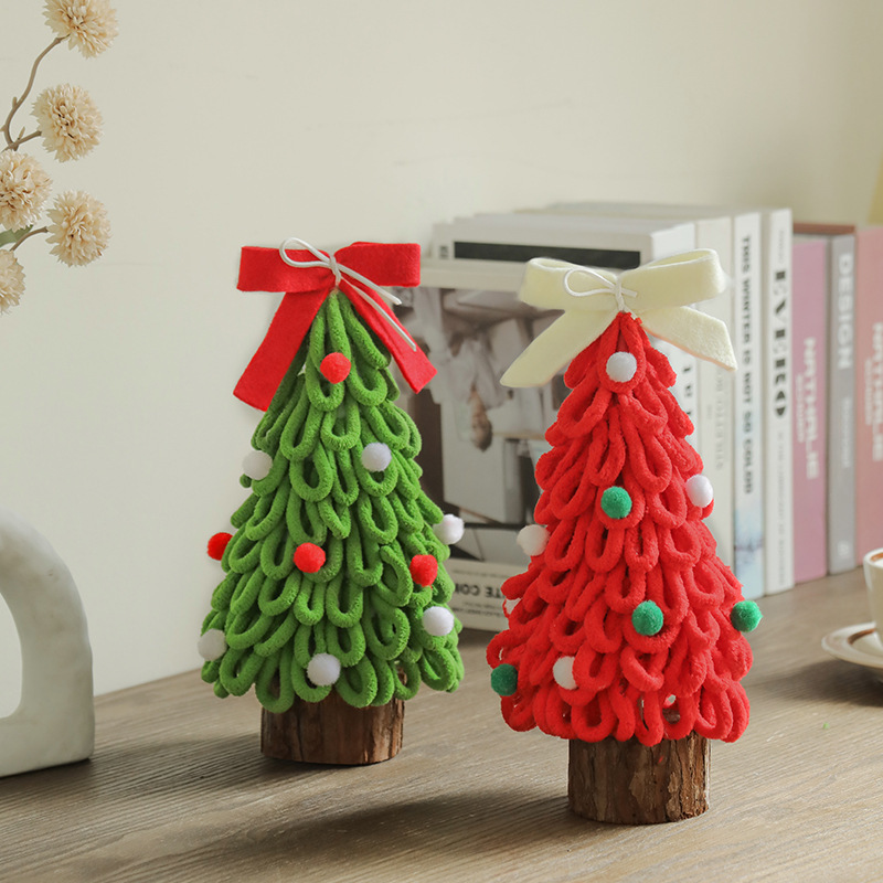 2025 nuevo mini árbol de Navidad ins viento luminoso hogar paquete de bricolaje de escritorio pequeño adorno decoración navideña