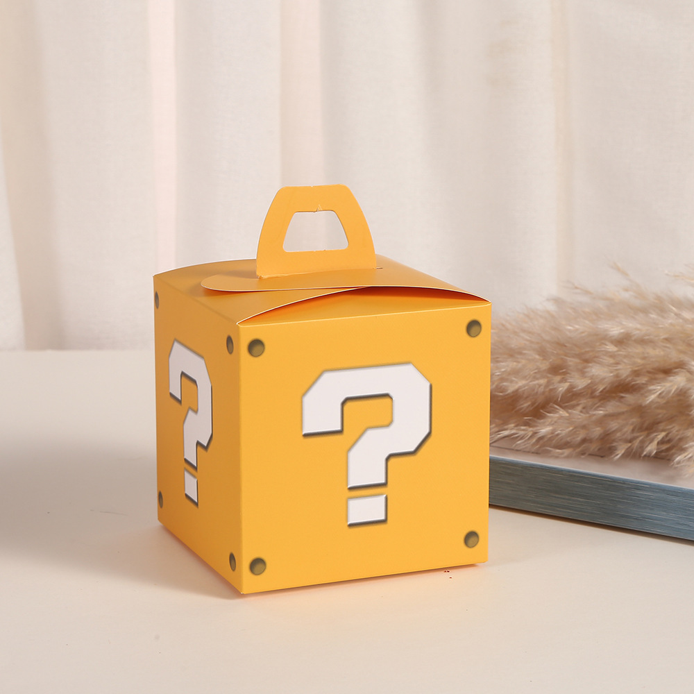 B001-4; 흰색 판지; 상자 9*9*9