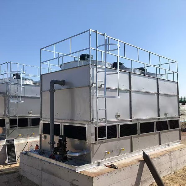 闭式冷却塔逆流不锈钢冷却塔冷水塔工业封闭式冷却塔盘管散热水塔