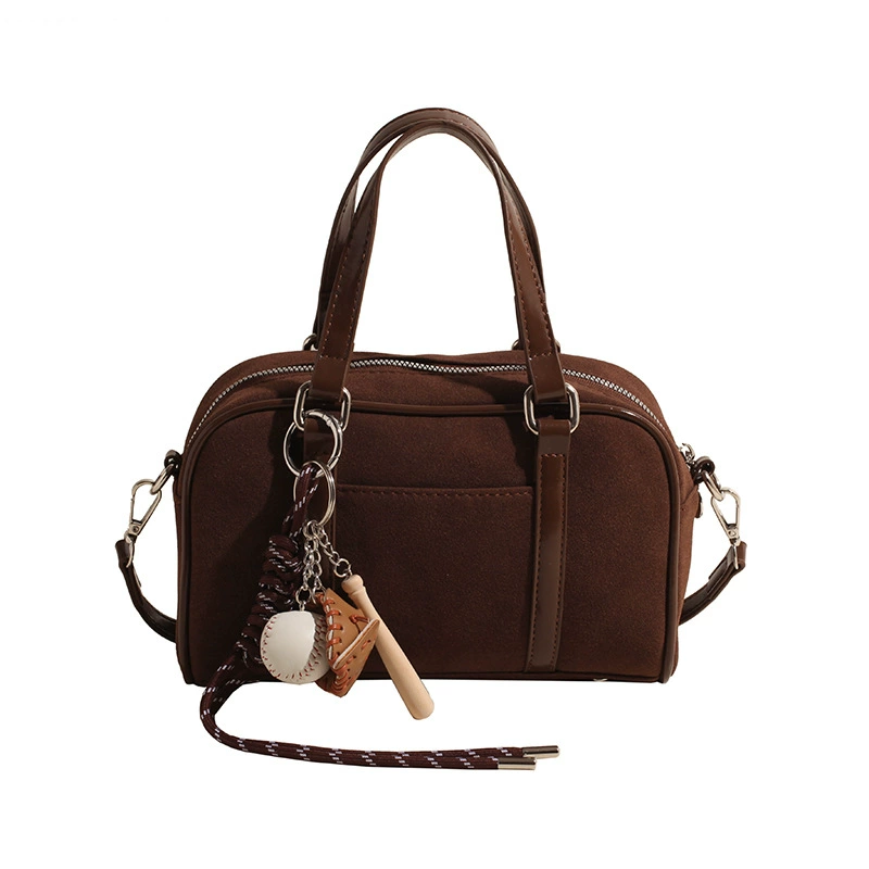 Capacious retro one-shoulder bag for leisure