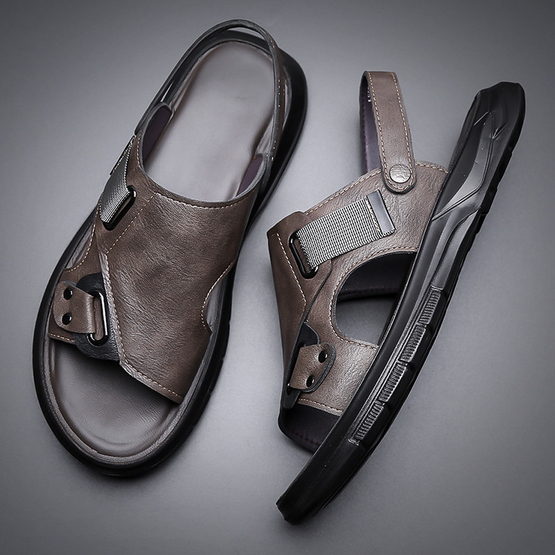 Gran tamaño de verano nuevos zapatos de playa para hombres al aire libre transpirables suela suave para usar zapatillas de papá un cabello