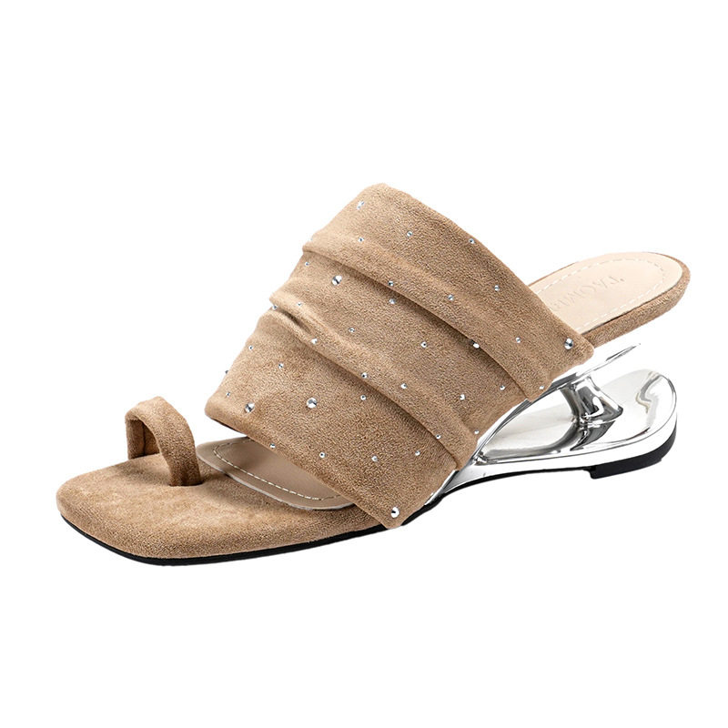 Giày sandal nữ gót 6 cm mũi vuông giấu gót, thiết kế xếp ly chấm bi, gót dị hình — Màu nâu, Màu trắng