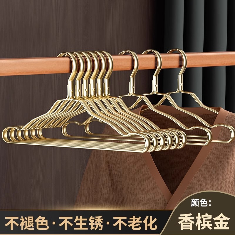 宇宙のアルミニウム合金のハンガーの家庭用の服を掛けて、跡のない服を支えて、肩の角の軽い豪華な金属の成人のハンガーを防ぎます。|undefined
