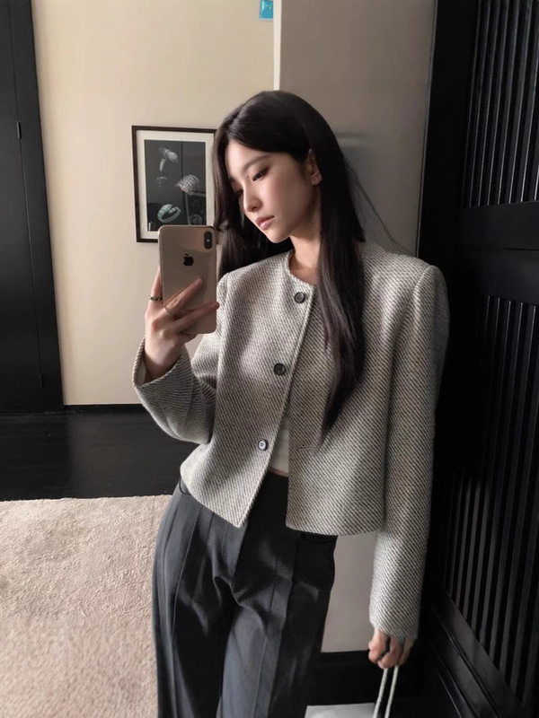 春秋新款复古圆领单排扣上衣女条纹宽松小香风外套女年轻简约时尚|undefined