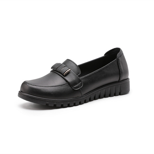 Mom's shoes spring and autumn genuine leather soft sole non-slip middle-aged and elderly women's shoes flat sole work comfortable black